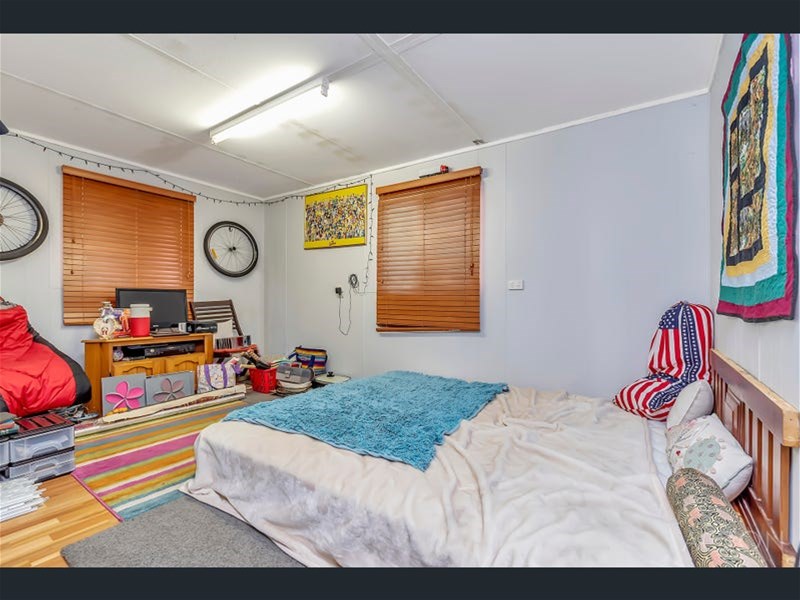 47 Luckhurst Drive 12