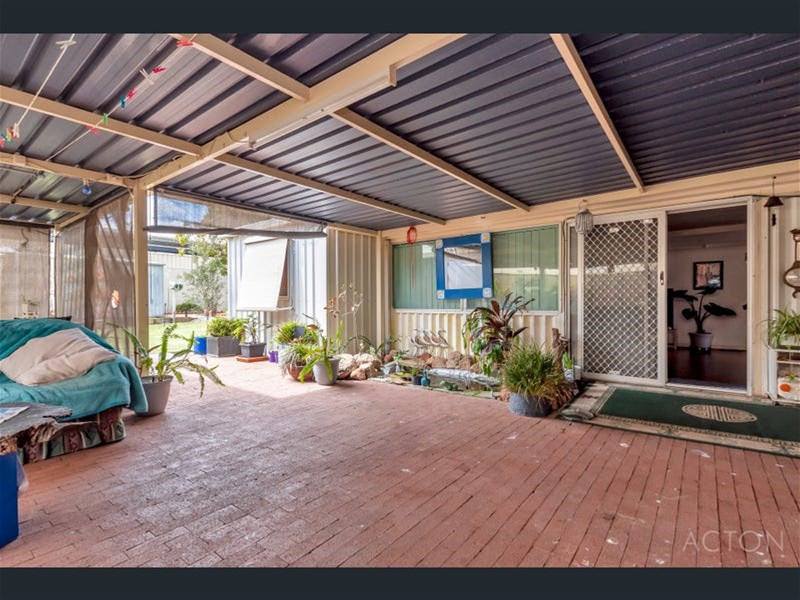 47 Luckhurst Drive 17