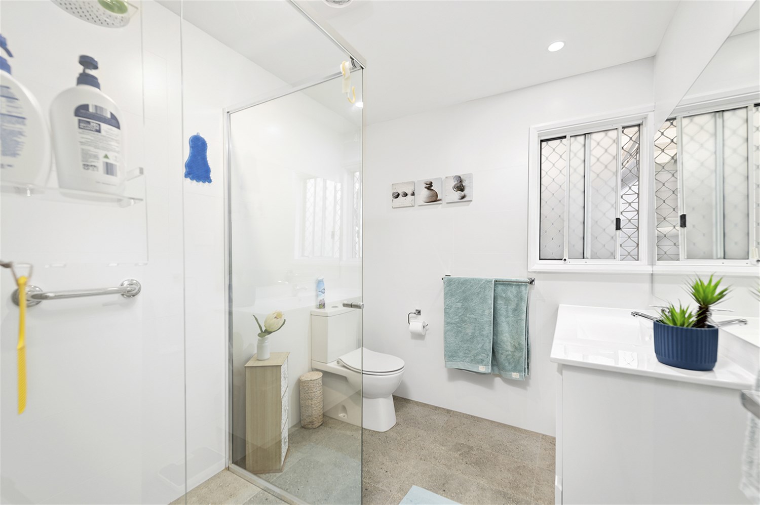 DEPOSIT TAKEN – UNDER CONTRACT 5