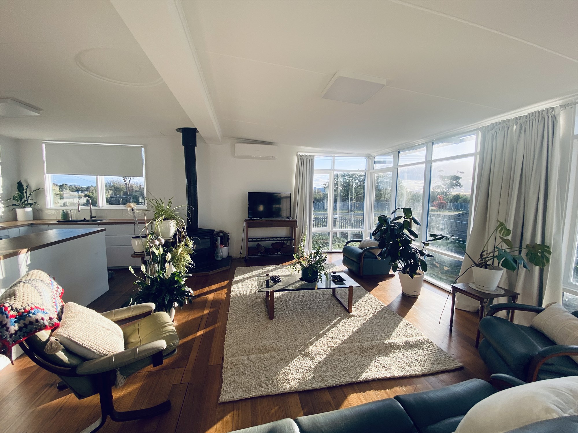 Light Filled Beautiful Home with 5
