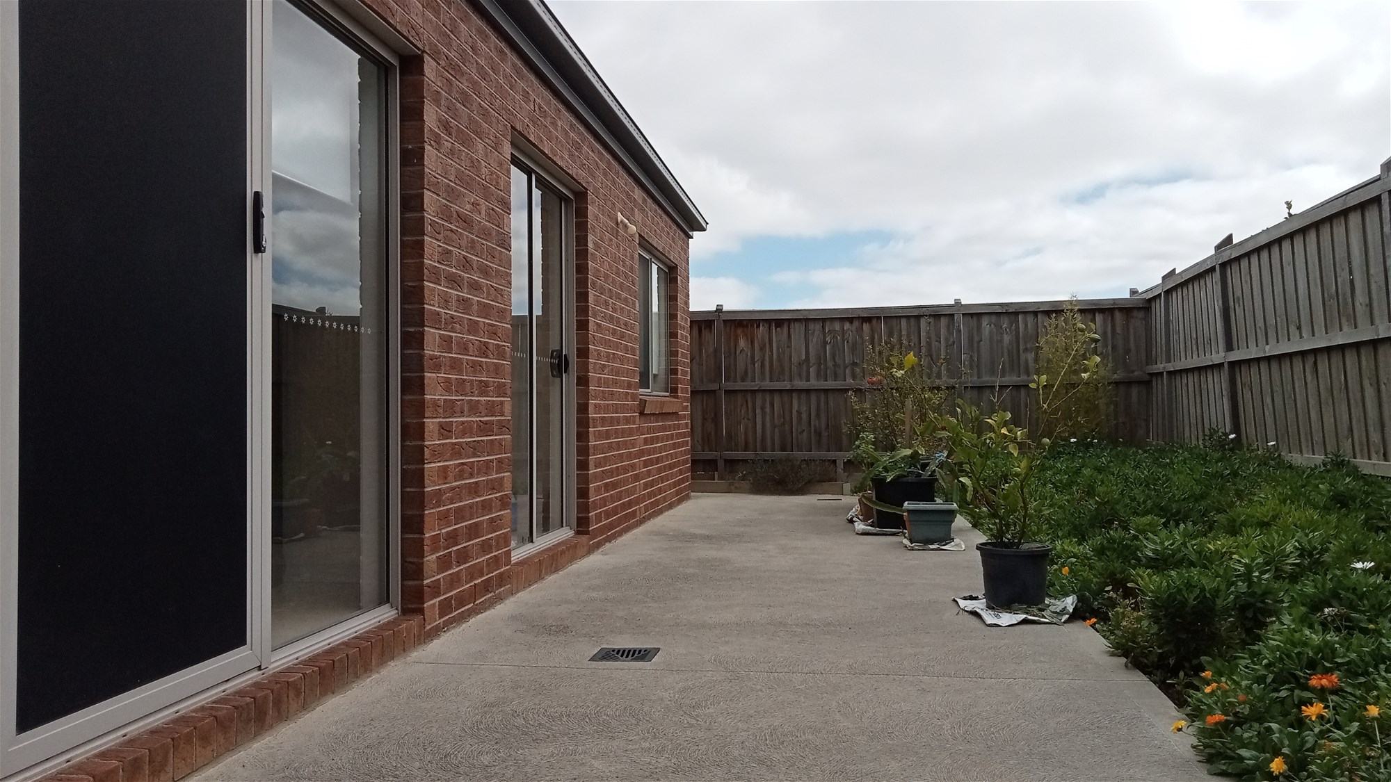 “Charming Family Home in ideal 18