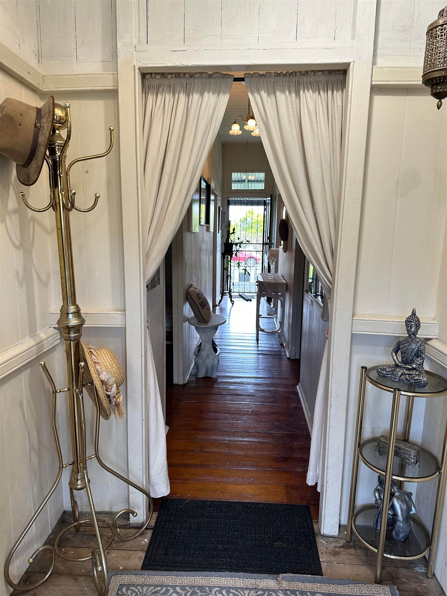“Breathtaking Beauty in Beaudesert:  18