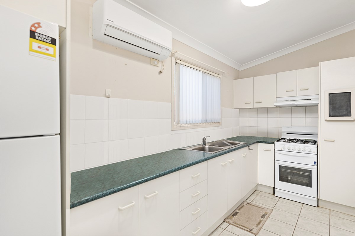 UNDER CONTRACT – SO SPACIOUS 5