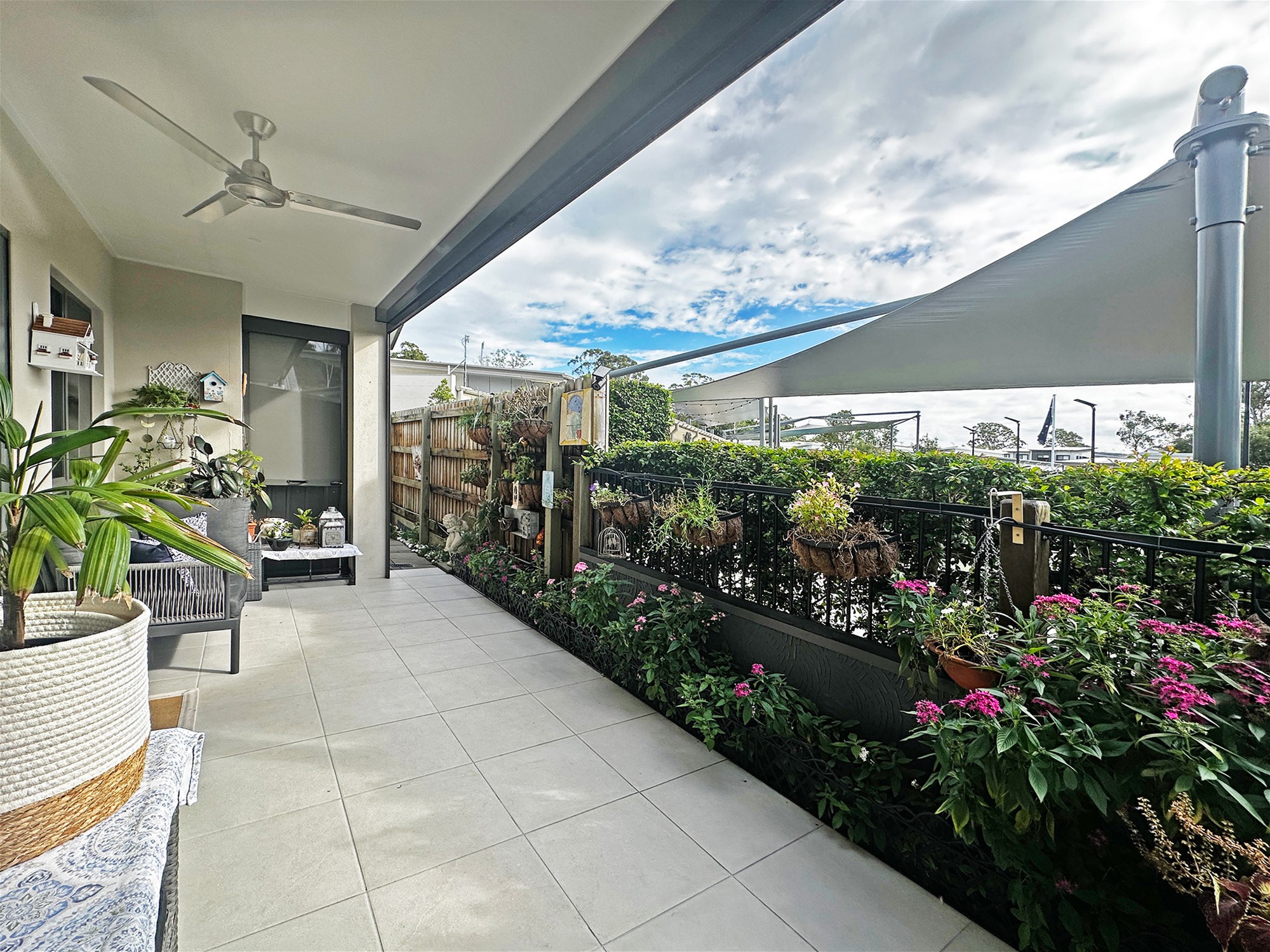 EXQUISITE RESORT HOME, PACKED TO 8