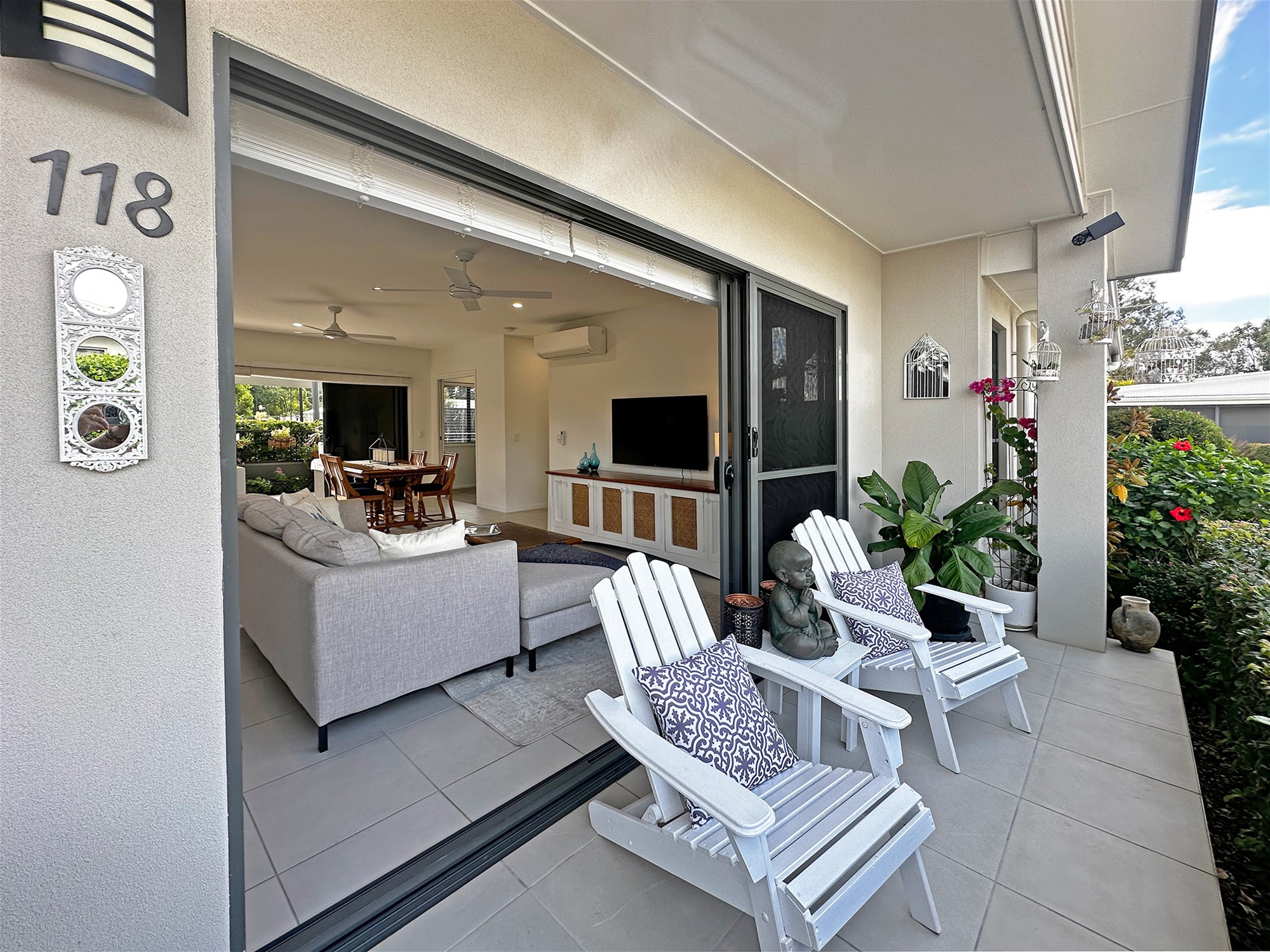 EXQUISITE RESORT HOME, PACKED TO 3