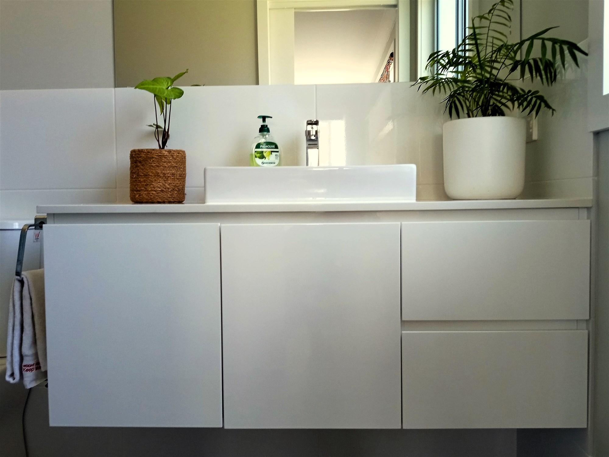 Sparkling new beach house in 15