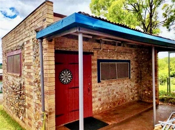 Funky low maintenance home! 22