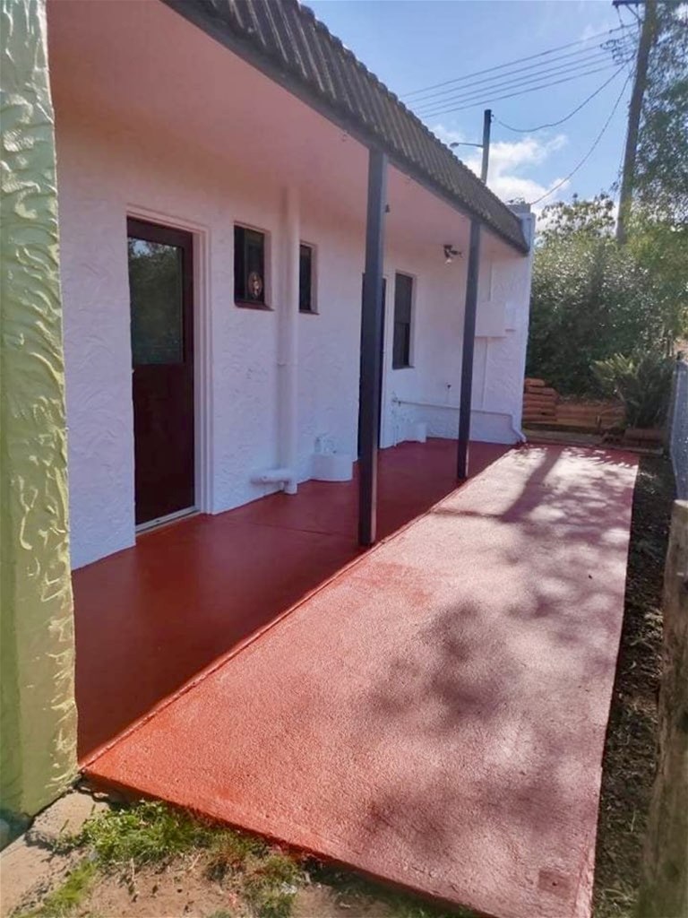 Funky low maintenance home! 18