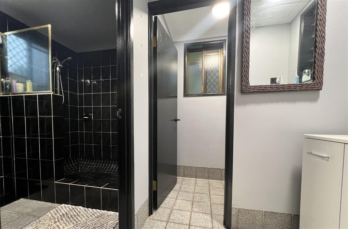 UNDER CONTRACT -The Perfect Family 12