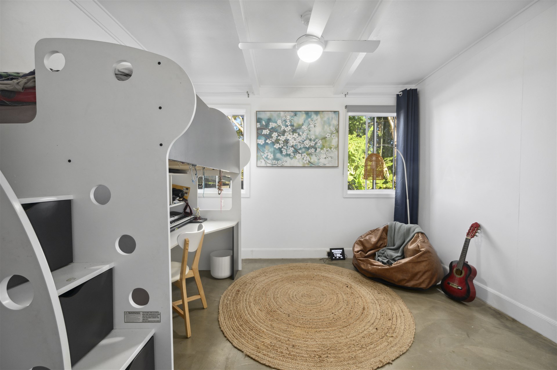 Fishing, Golf, Lifestyle + Privacy! 9