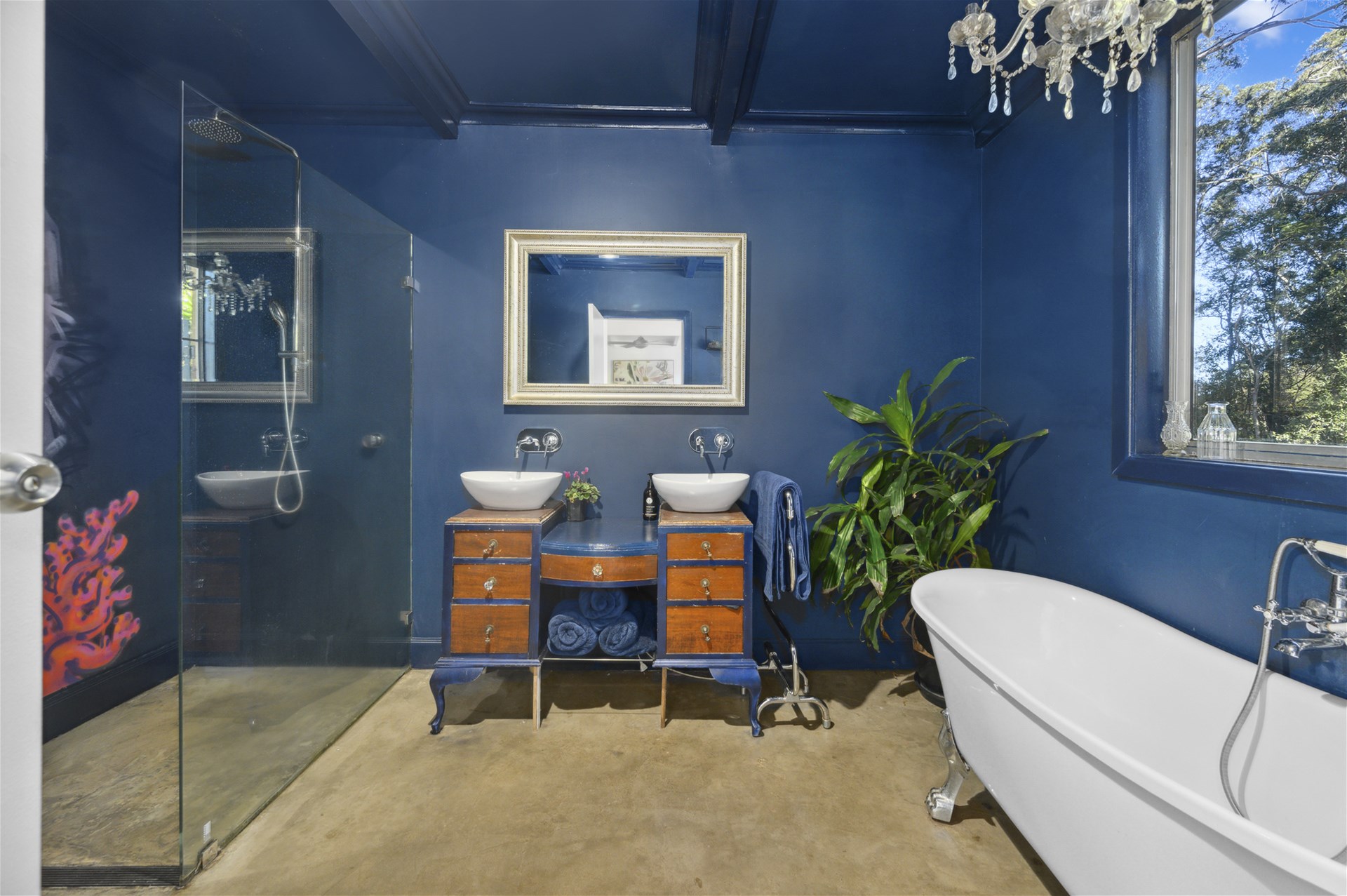 Fishing, Golf, Lifestyle + Privacy! 12