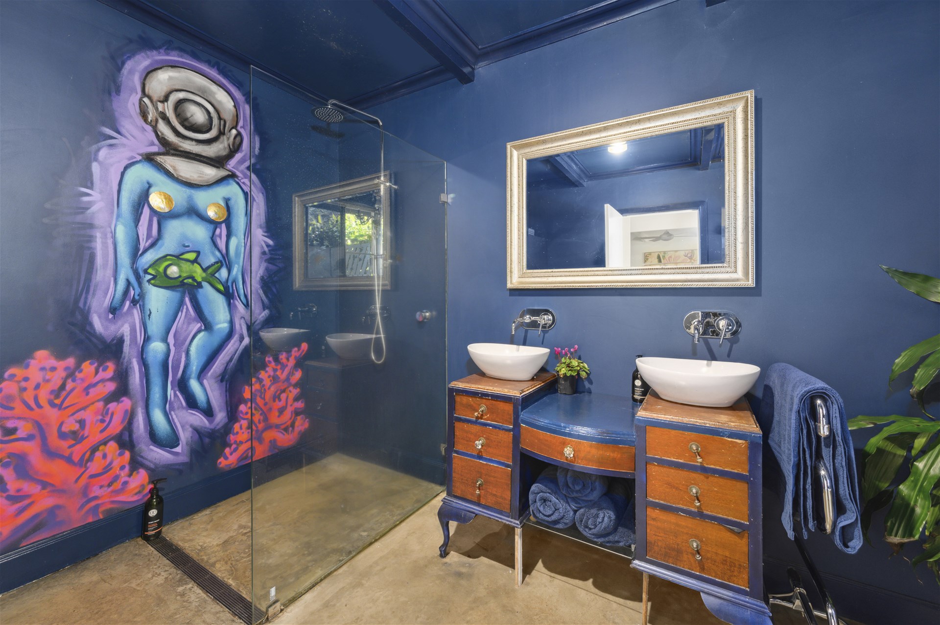 Fishing, Golf, Lifestyle + Privacy! 13