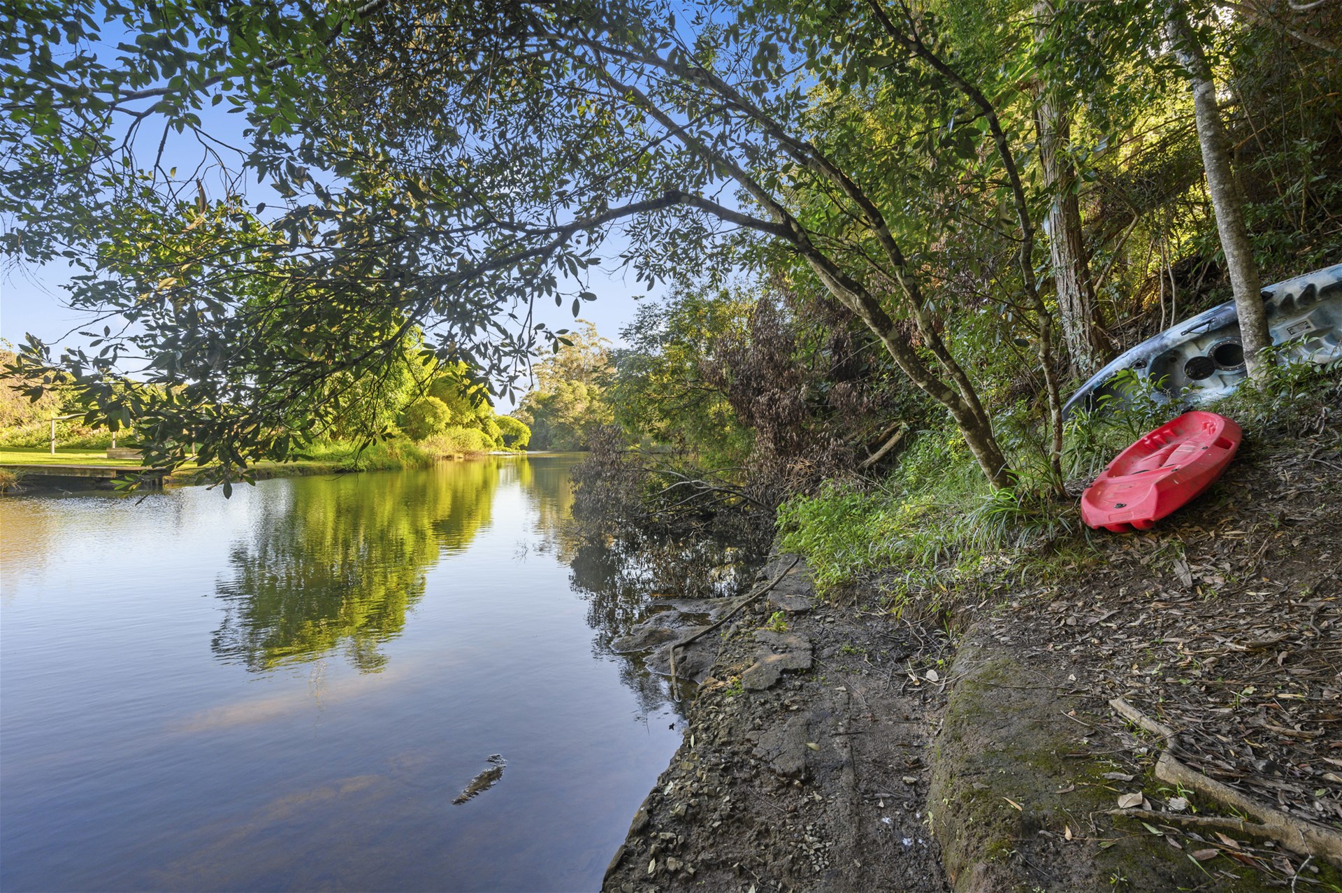 Fishing, Golf, Lifestyle + Privacy! 27