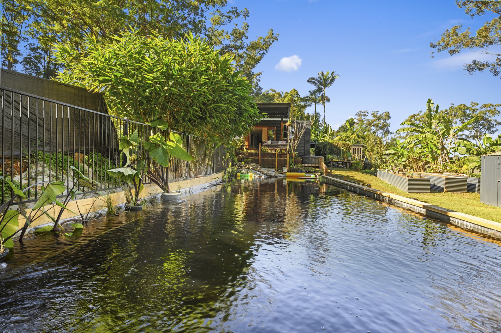 Fishing, Golf, Lifestyle + Privacy!