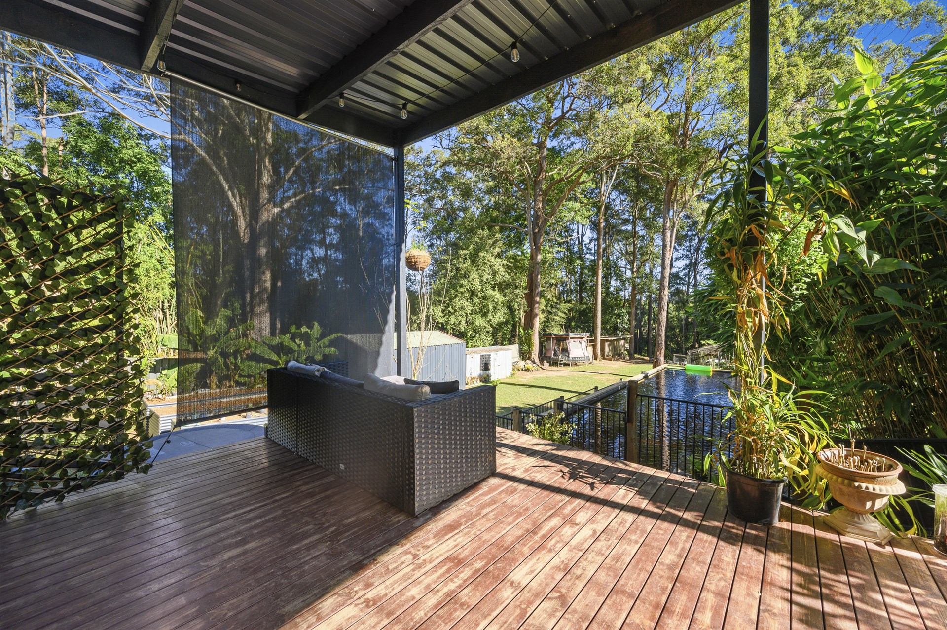 Fishing, Golf, Lifestyle + Privacy! 22