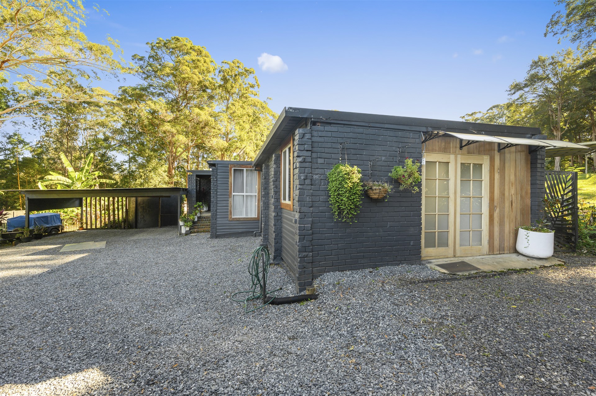 Fishing, Golf, Lifestyle + Privacy! 2