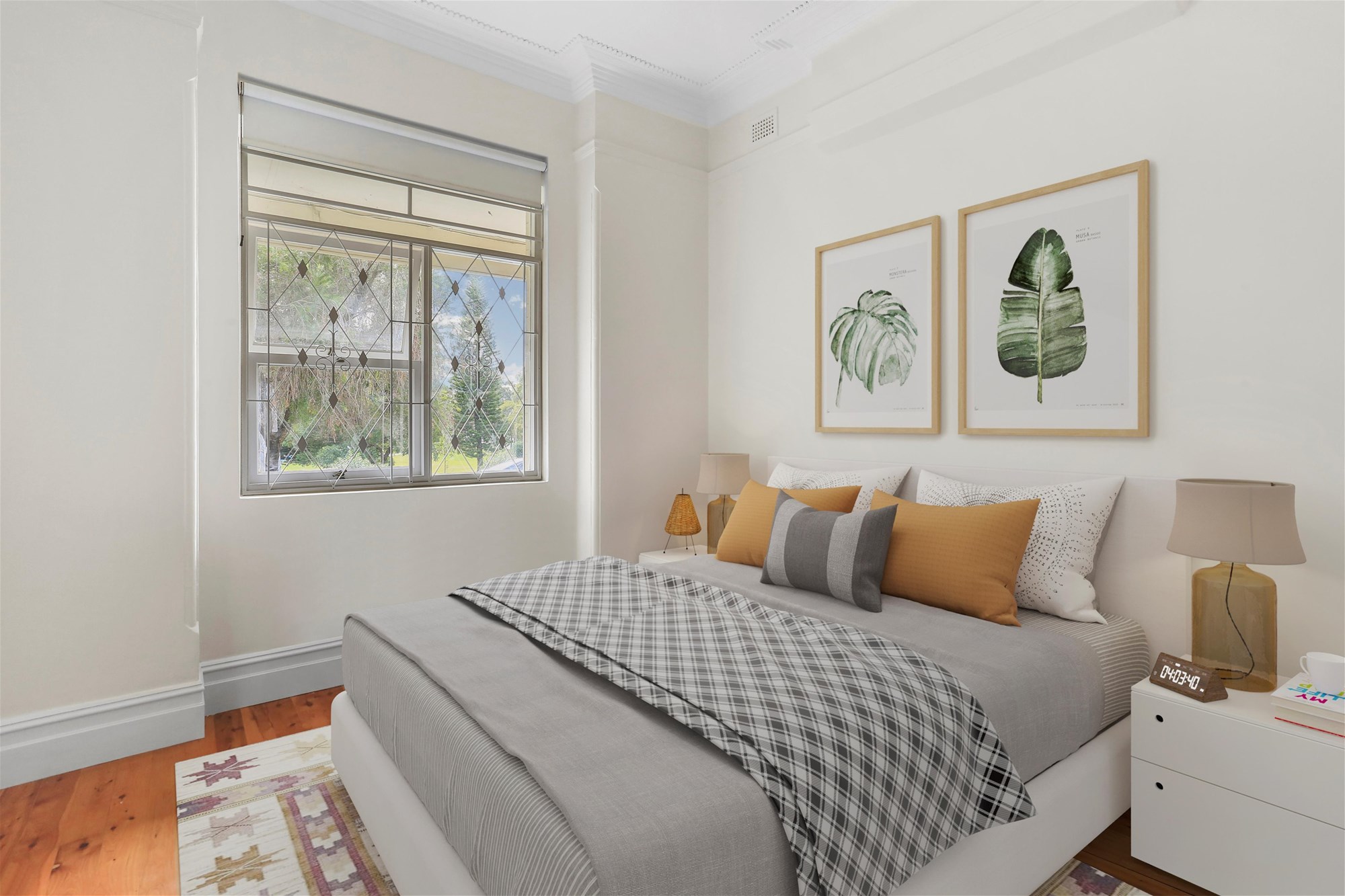 Charming Home On The Park 5