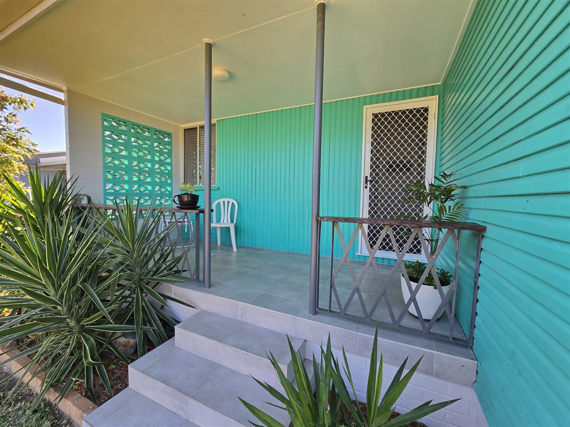 Serious sellers, immaculate home! 5