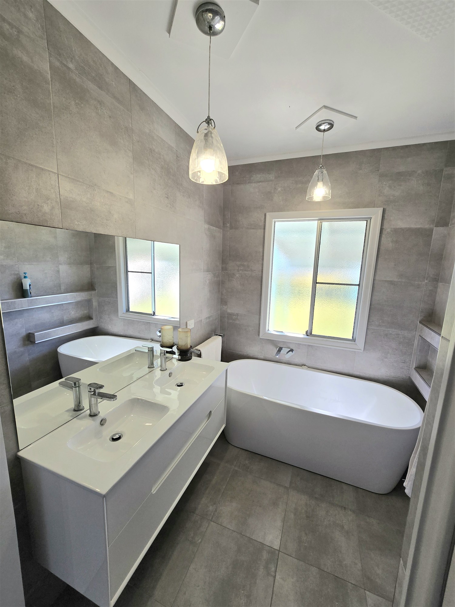 Serious sellers, immaculate home! 11