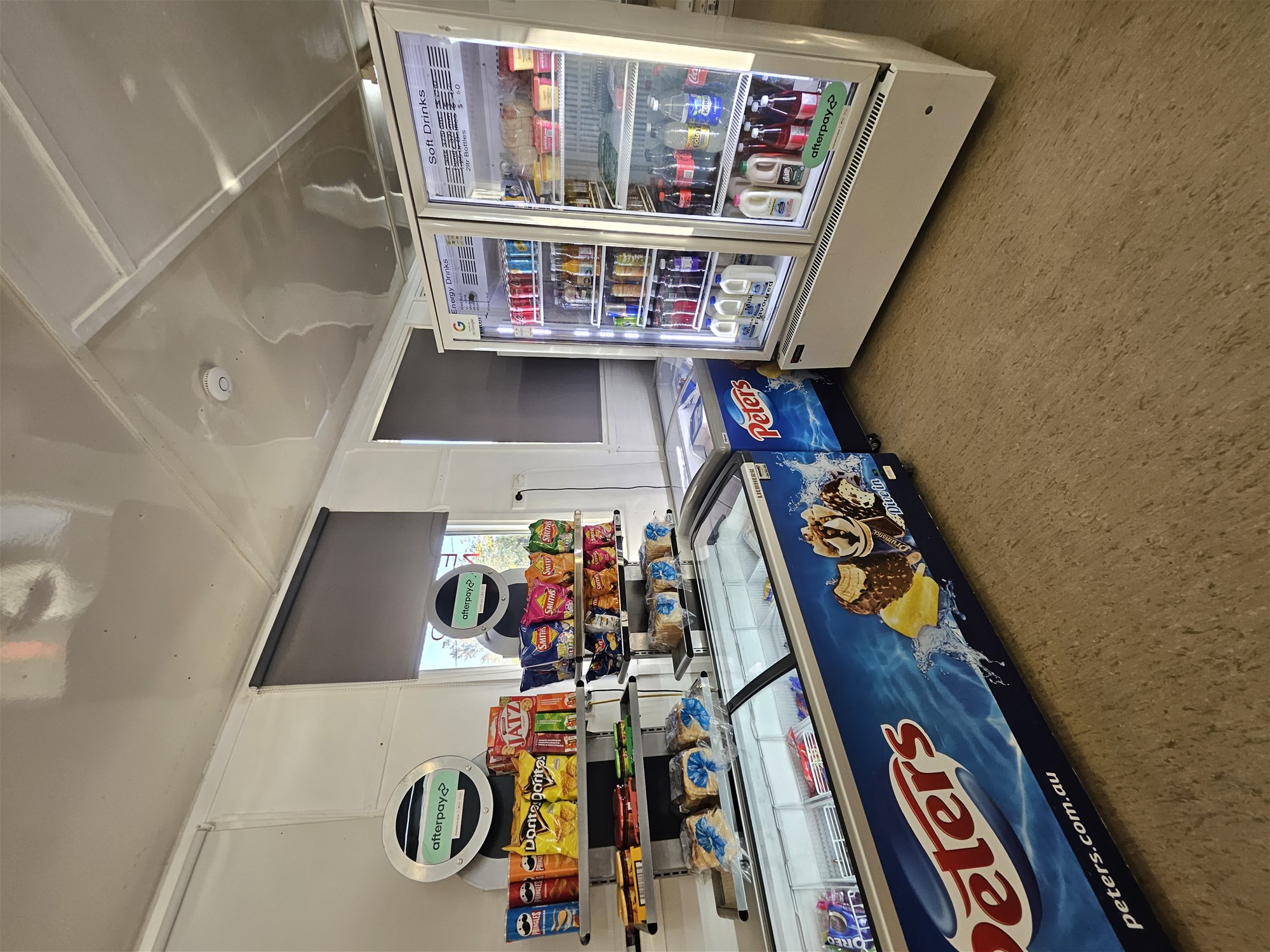 House with shop attached 9