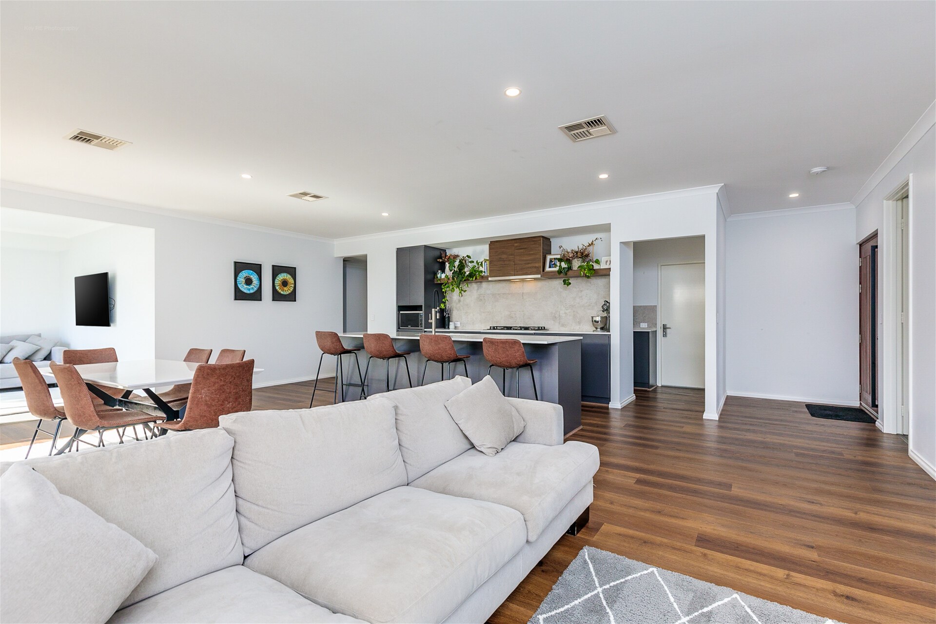 Newly built oasis 8