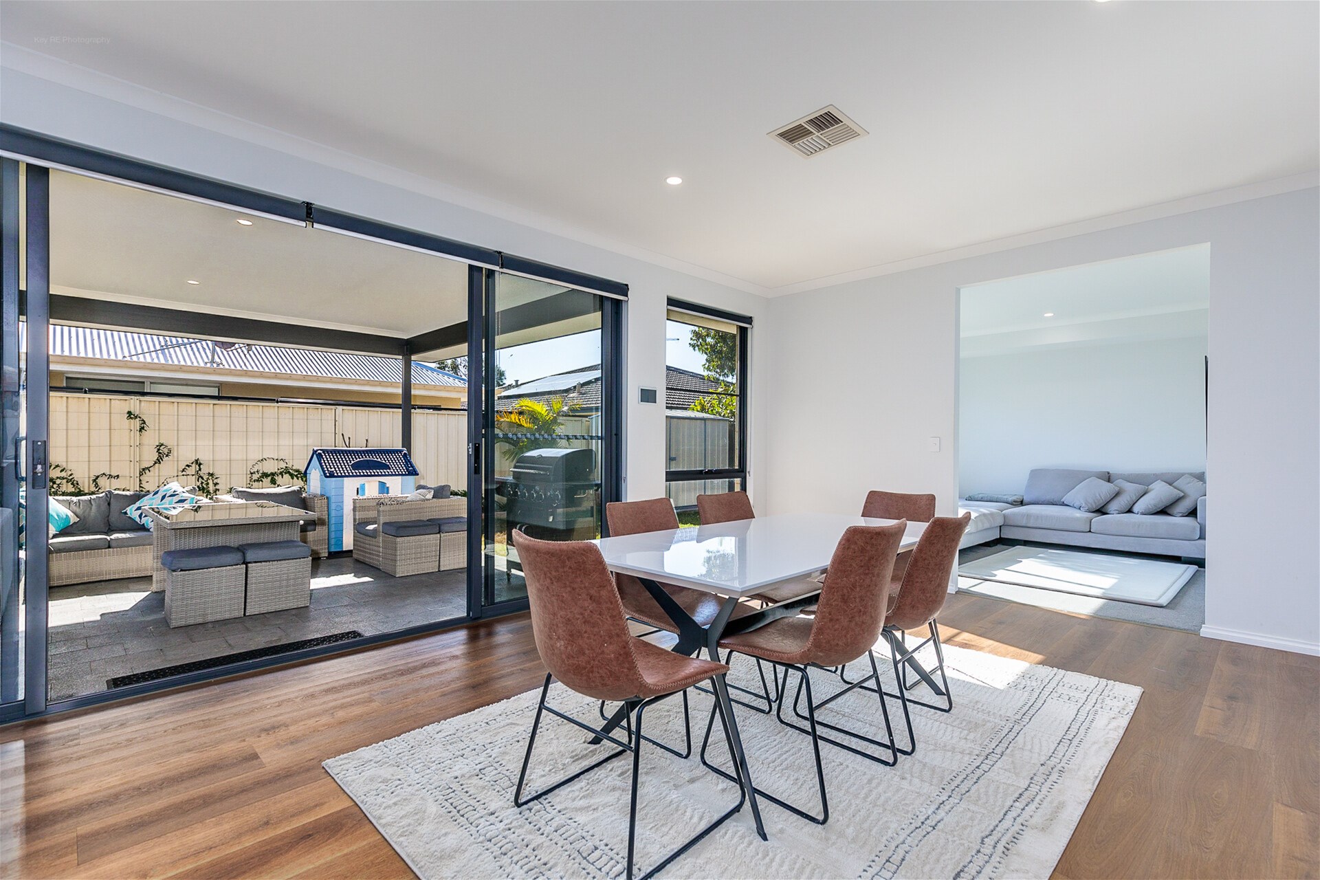 Newly built oasis 10