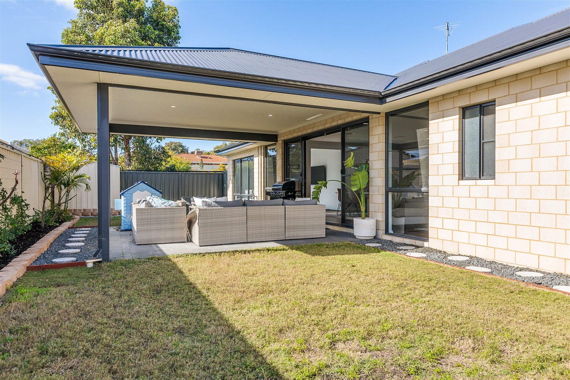 Newly built oasis 32