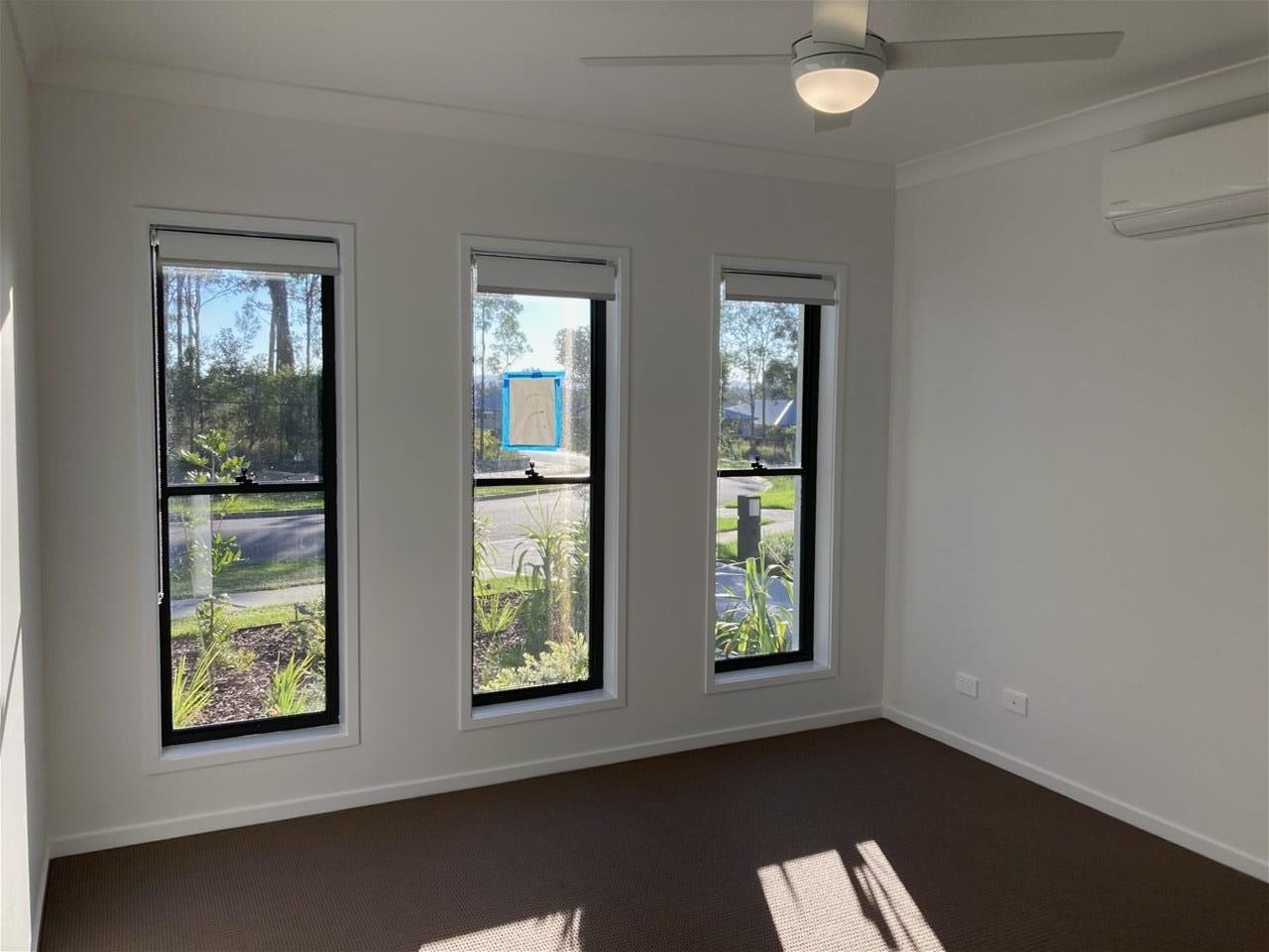 Stunning, newly built home – 3