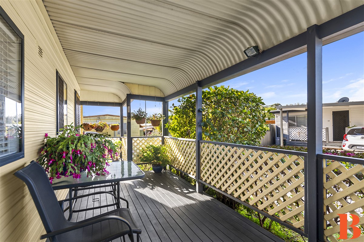 UNDER CONTRACT/DEPOSIT TAKEN – Full Length Veranda – Sunny, Northerly aspect