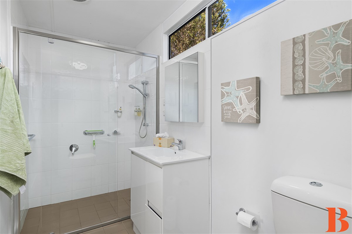 UNDER CONTRACT/DEPOSIT TAKEN – Full 8