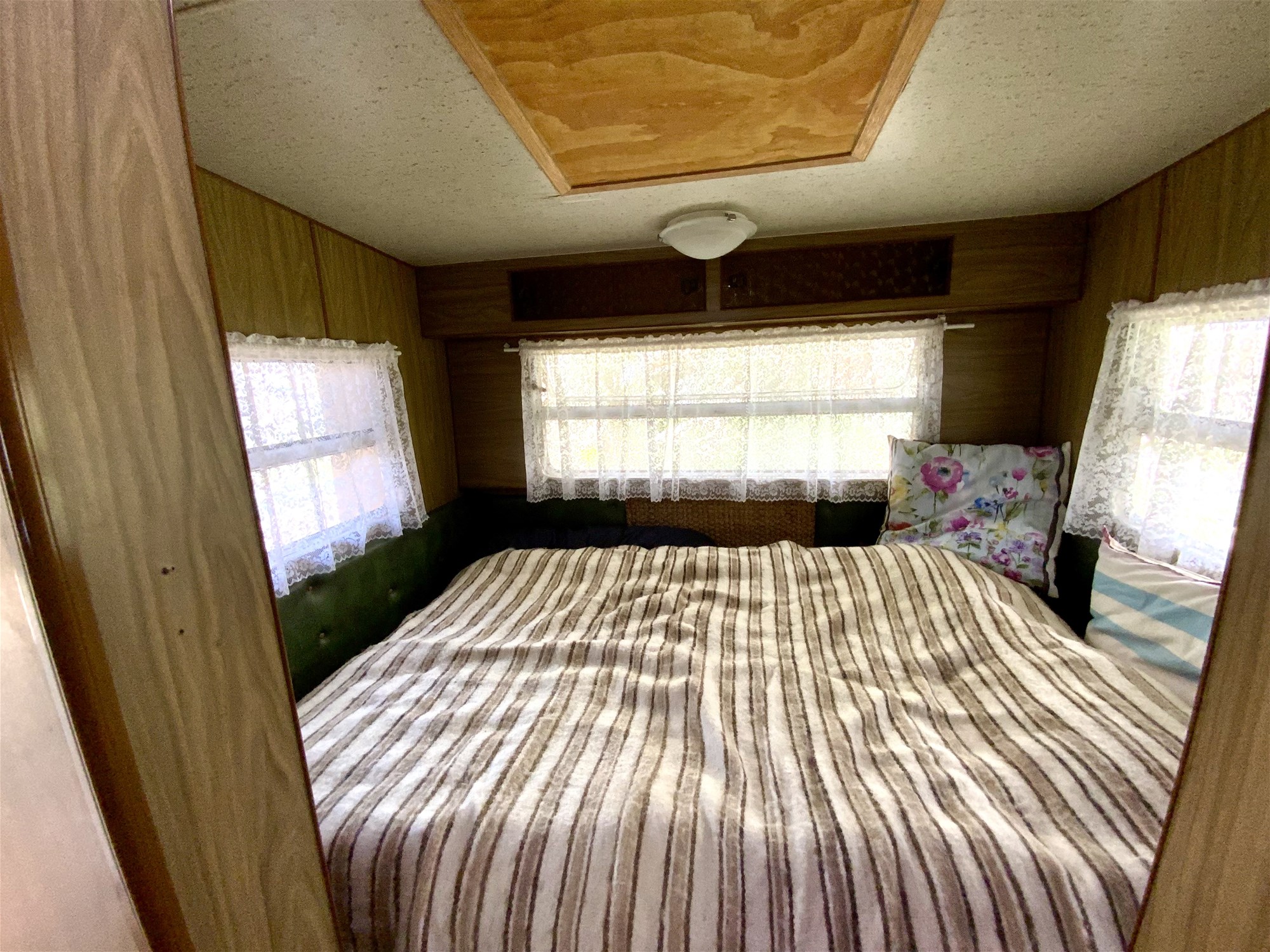 Unique Rural Retreat Lifestyle 21