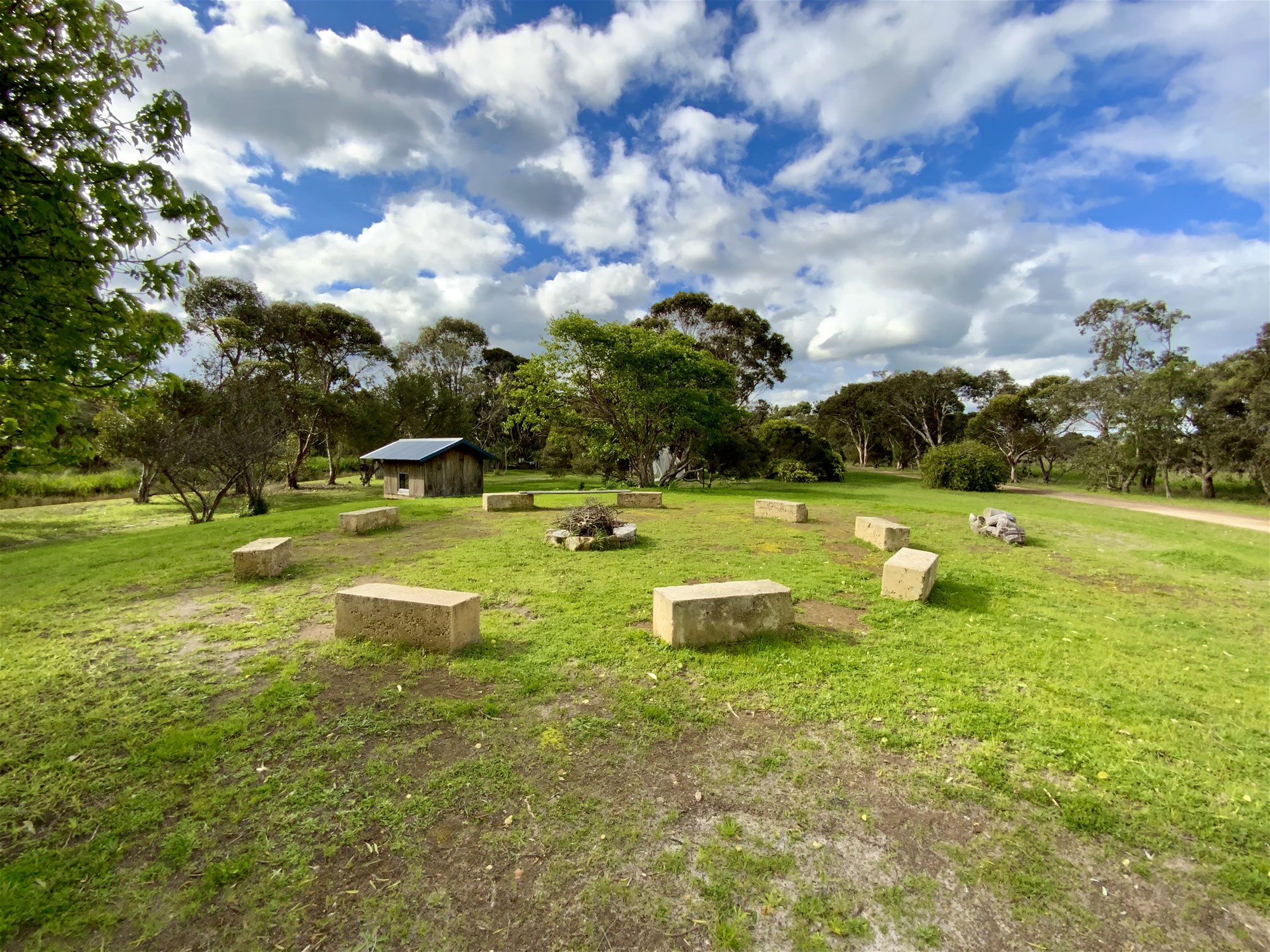 Unique Rural Retreat Lifestyle 40