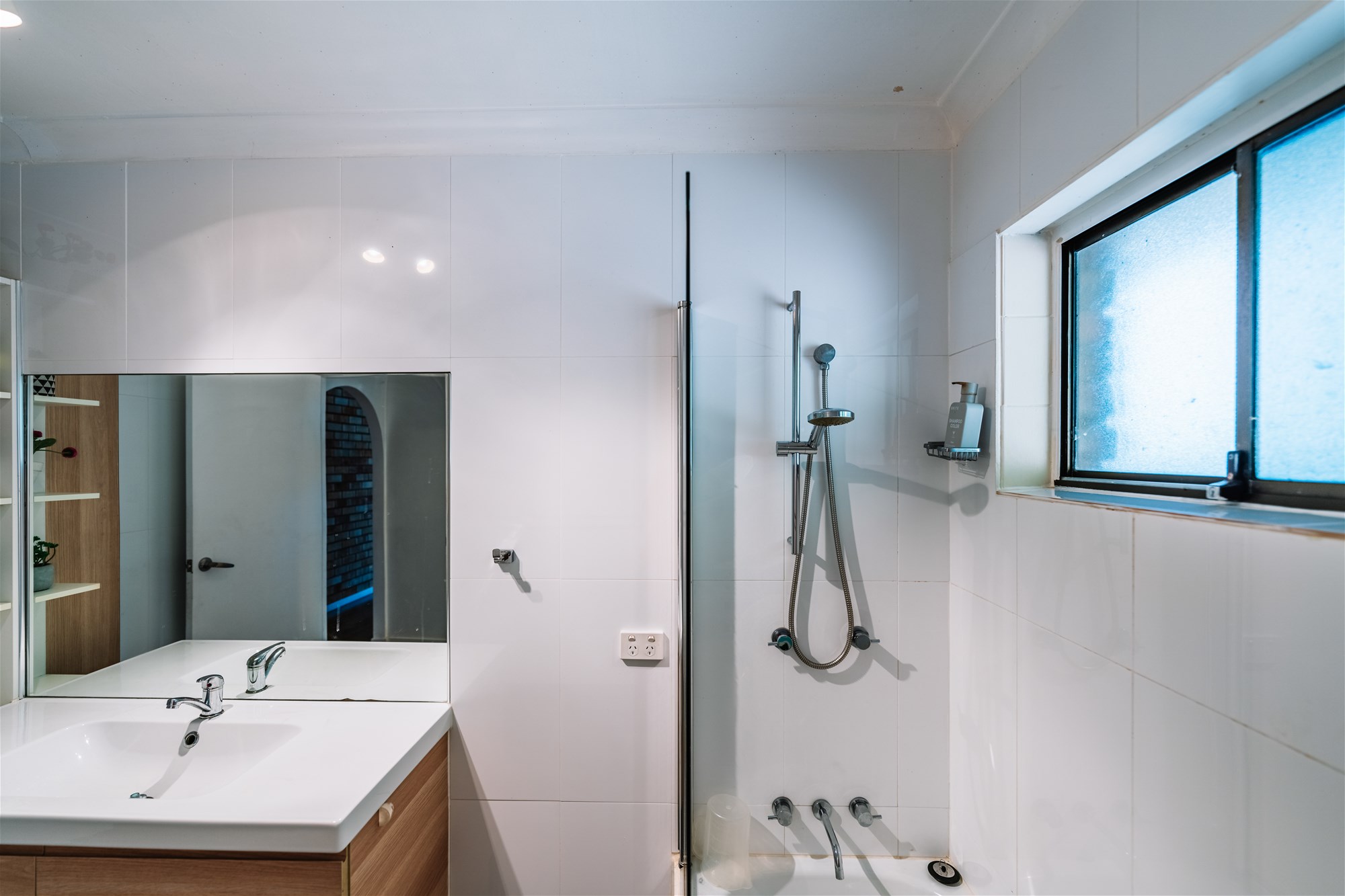 UNDER CONTRACT    25