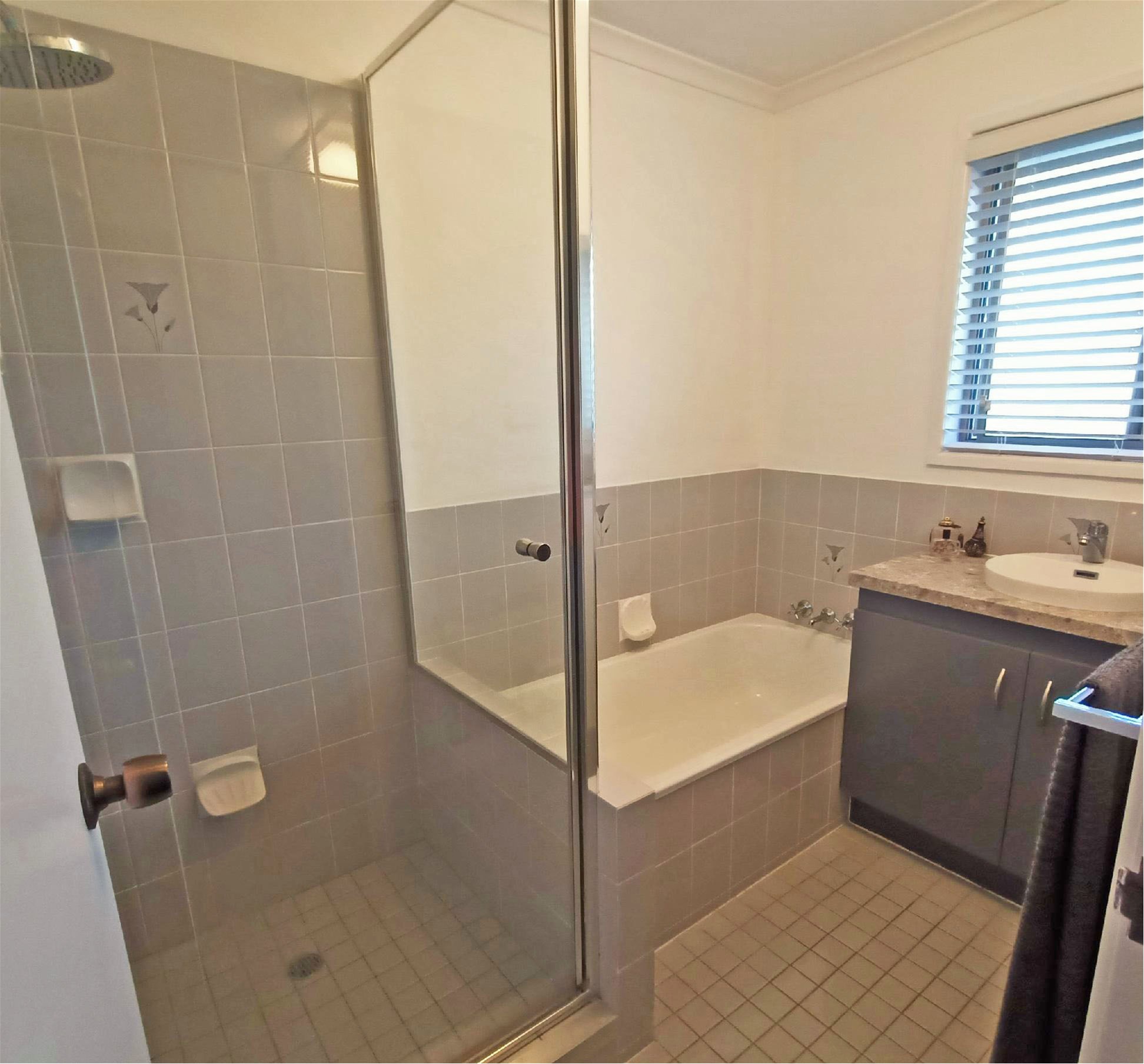 Affordable 2 Bedroom Townhouse – 11
