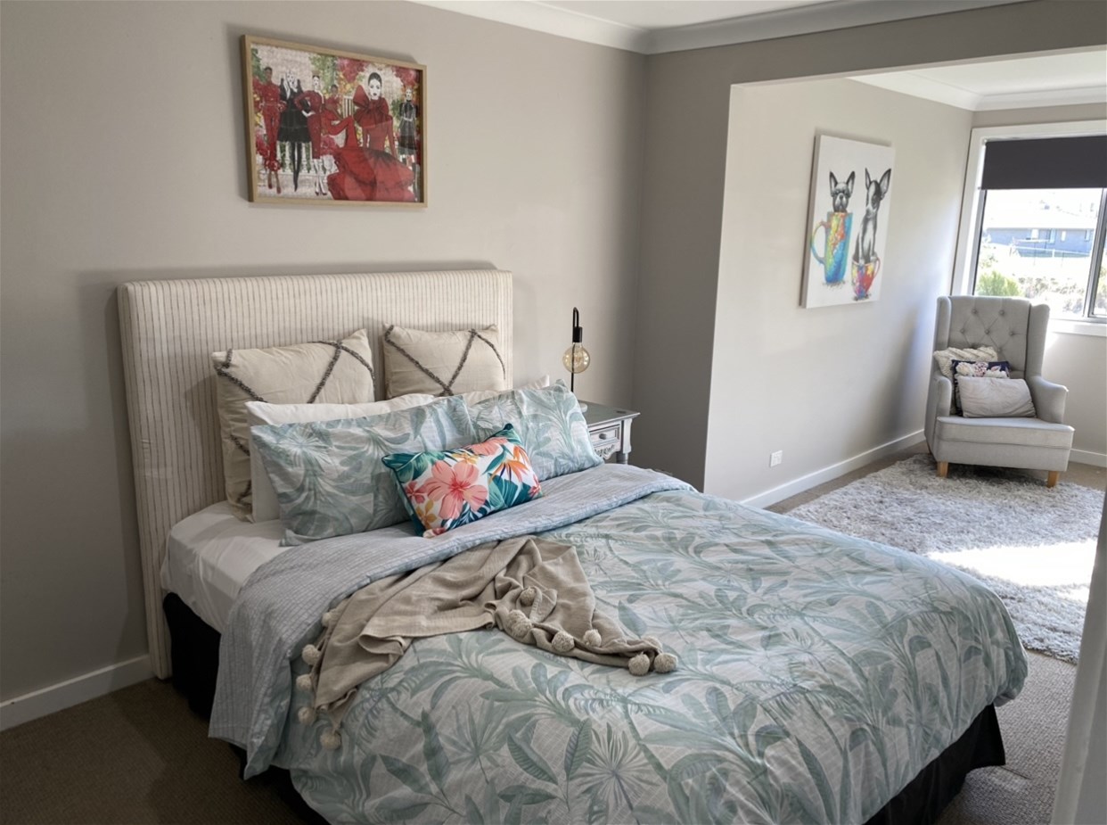 “Charming Home: Your Dream House 12