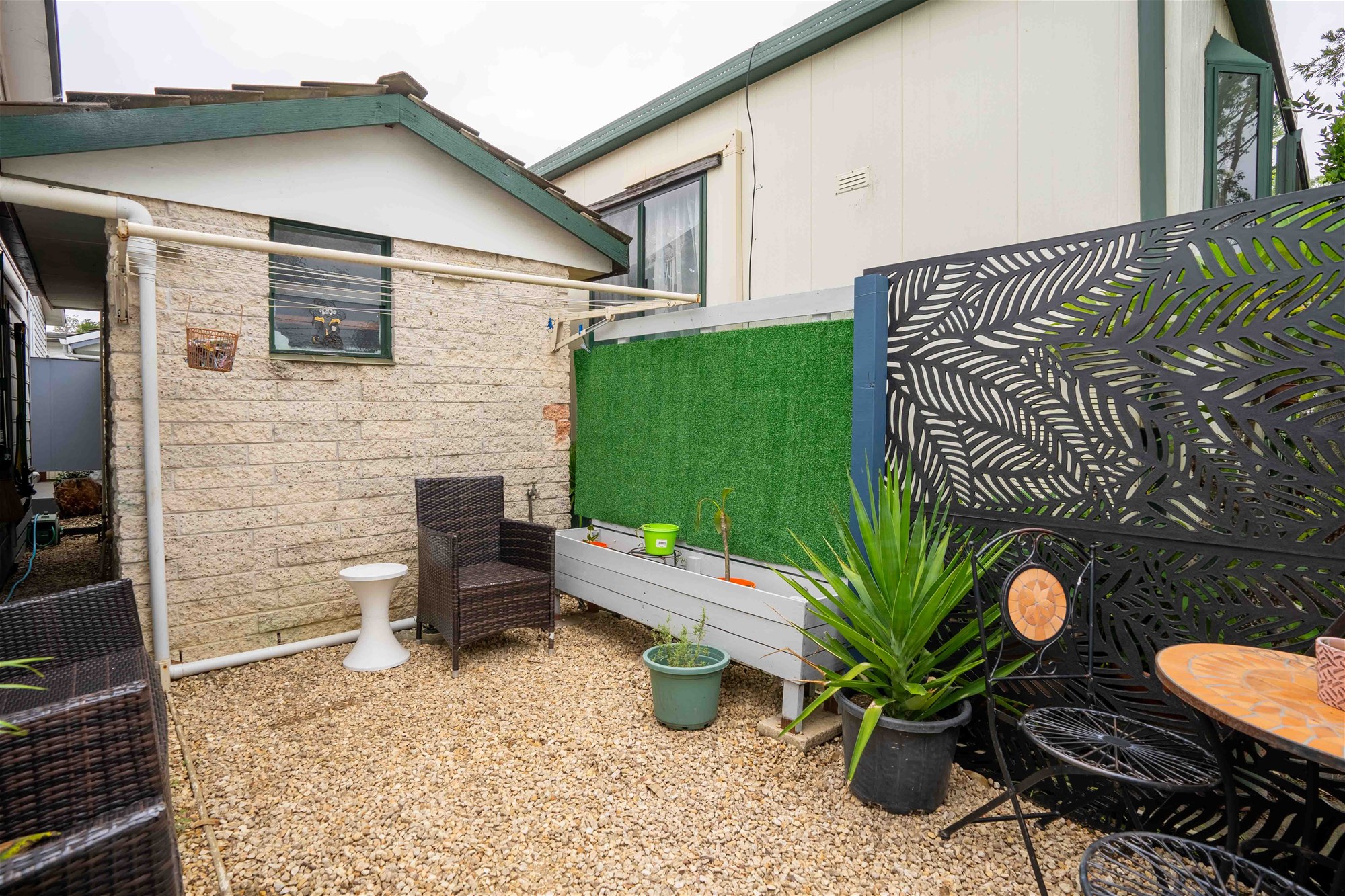 DEPOSIT TAKEN/UNDER CONTRACT – Great 8