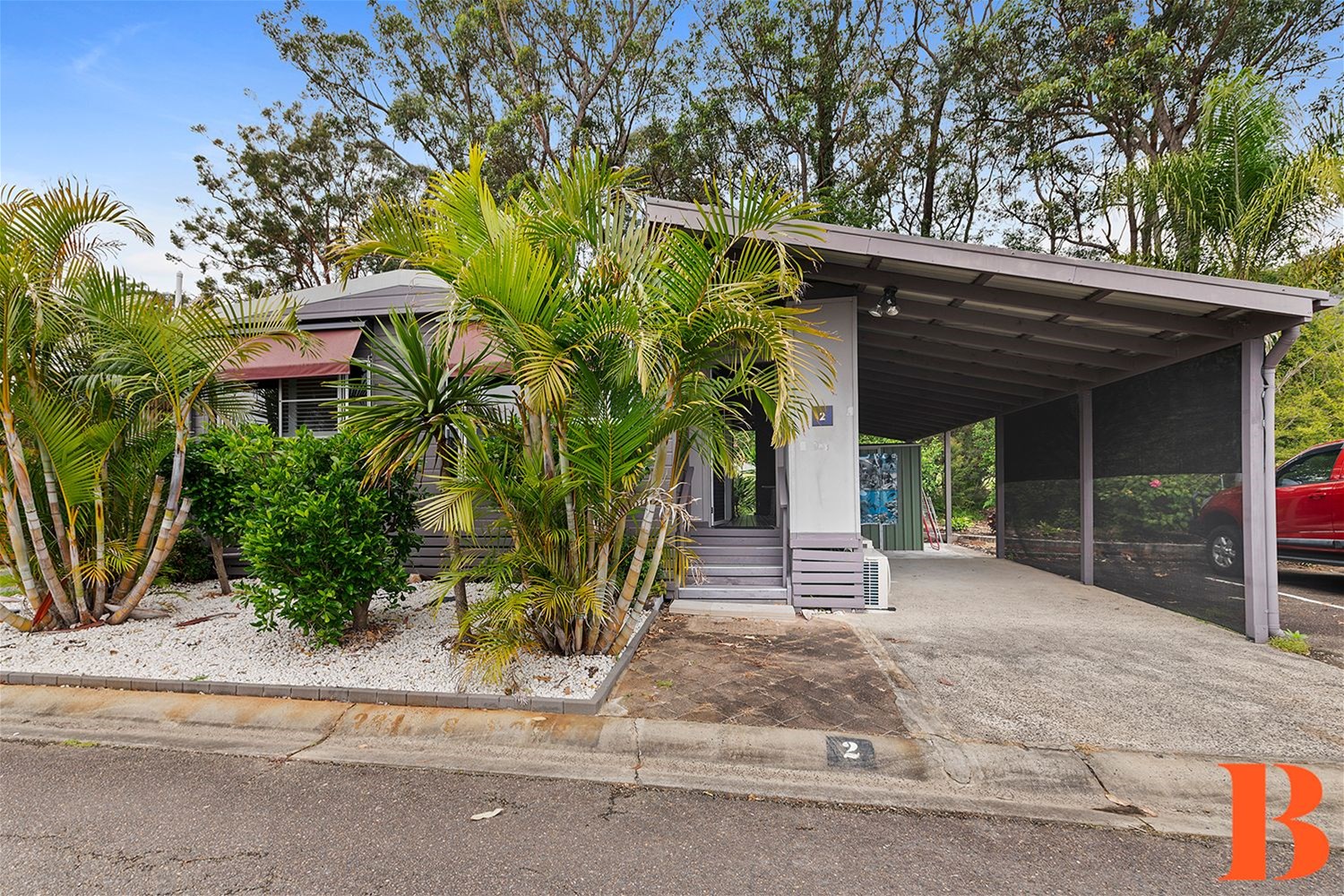 Deposit Taken/Under Contract – Gorgeous Cottage – 2 Bedrooms, 2 Living areas