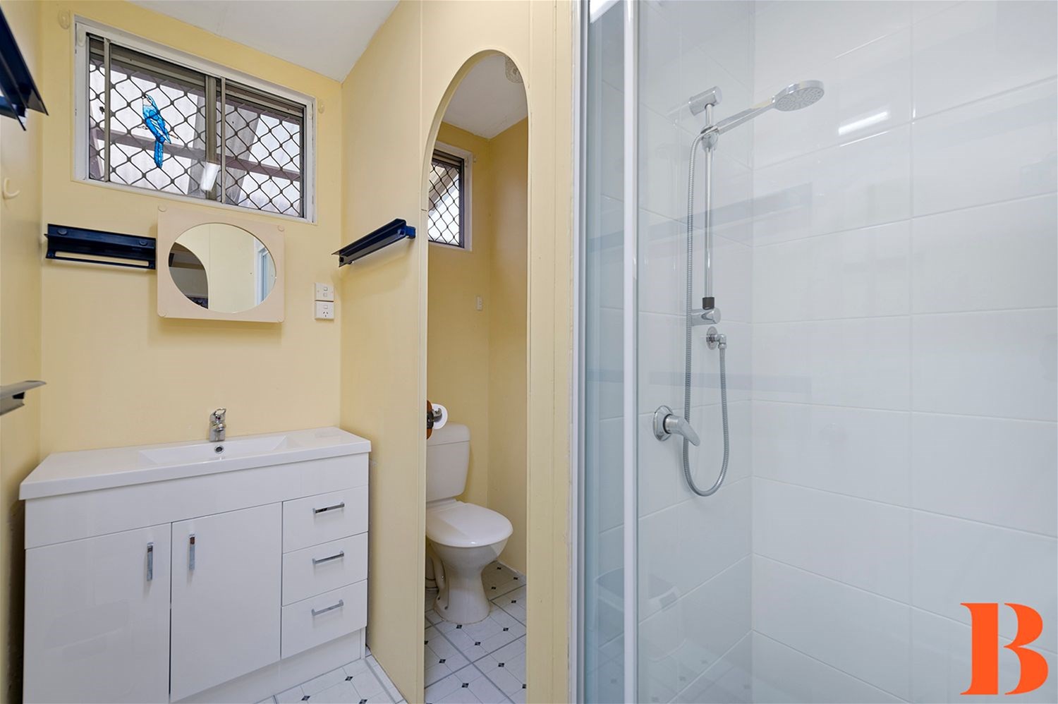 Deposit Taken/Under Contract – Gorgeous 5