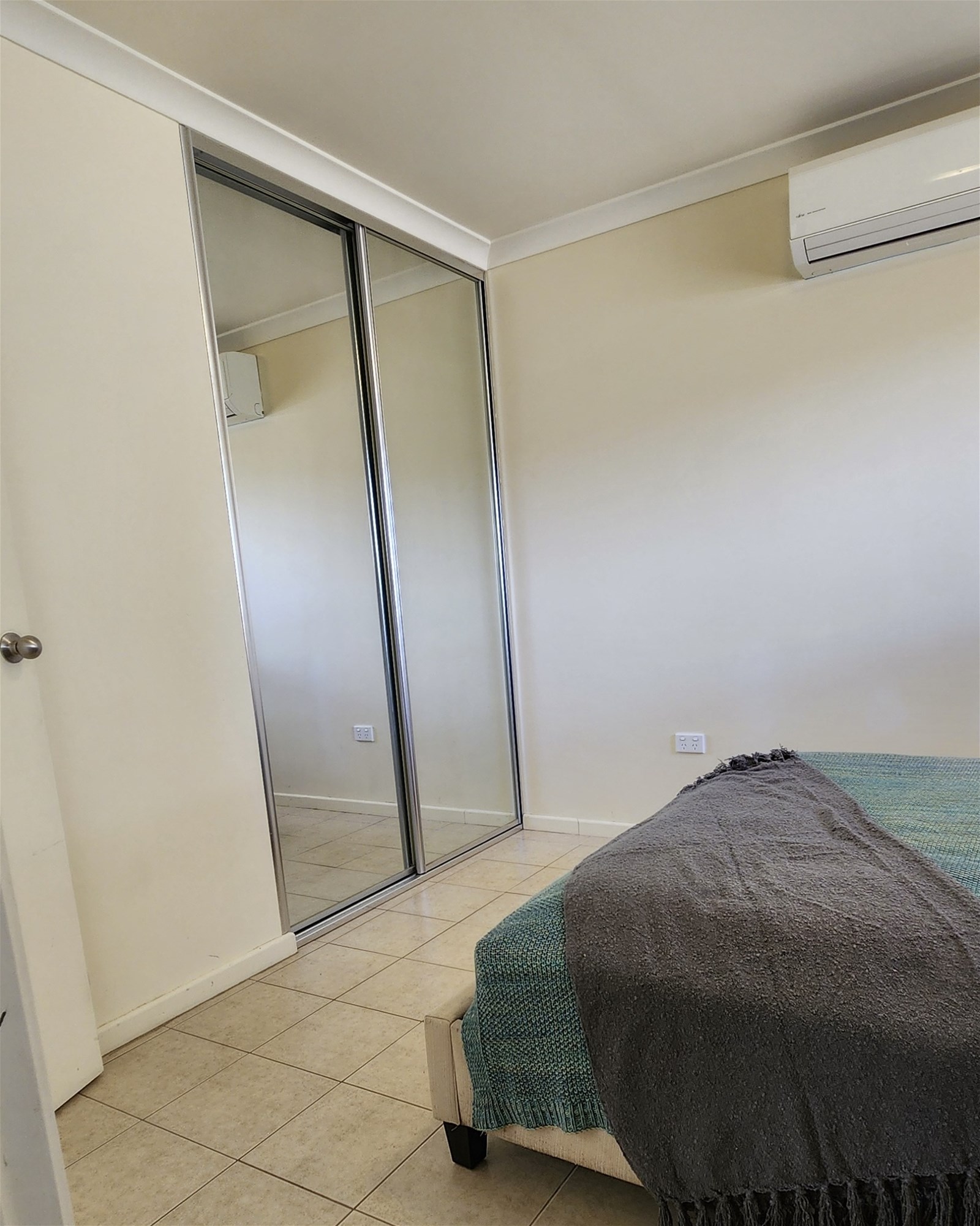 UNDER OFFER 15