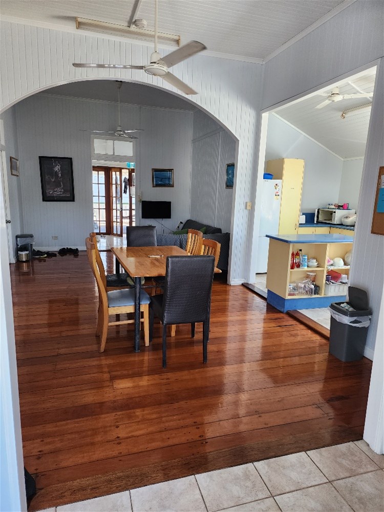 Sharehouses Across from Cairns Central 3