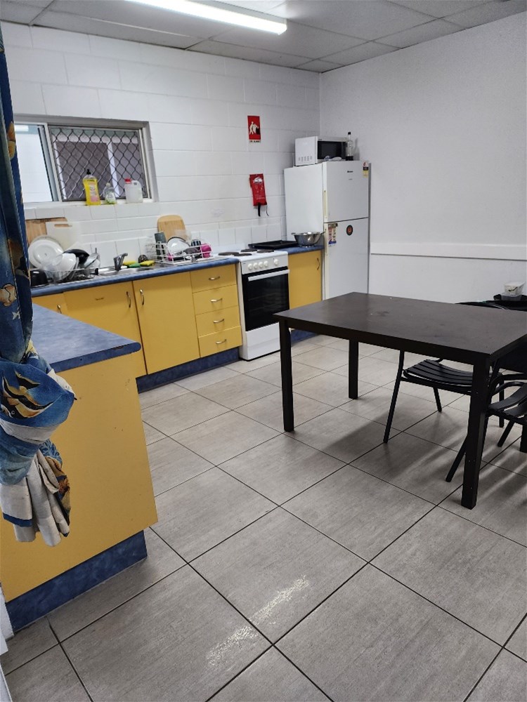 Sharehouse in City of Cairns 22