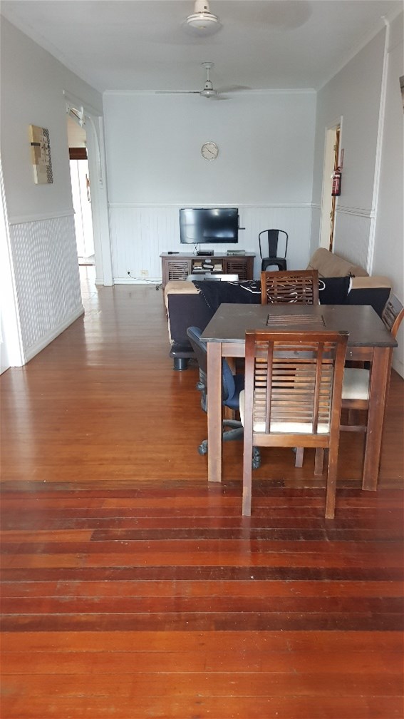 Sharehouse in City of Cairns 4