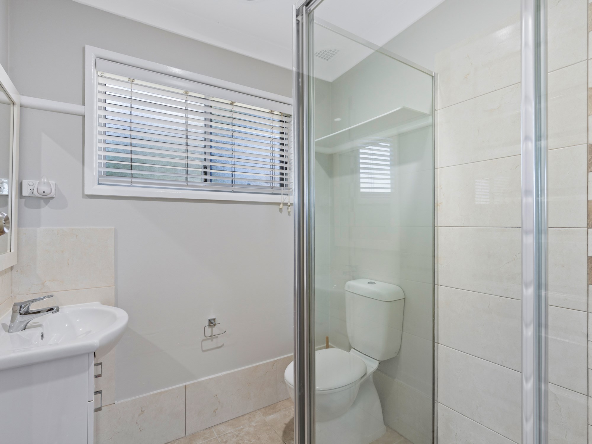 “Stunning Family Home in Mirrabooka: 15