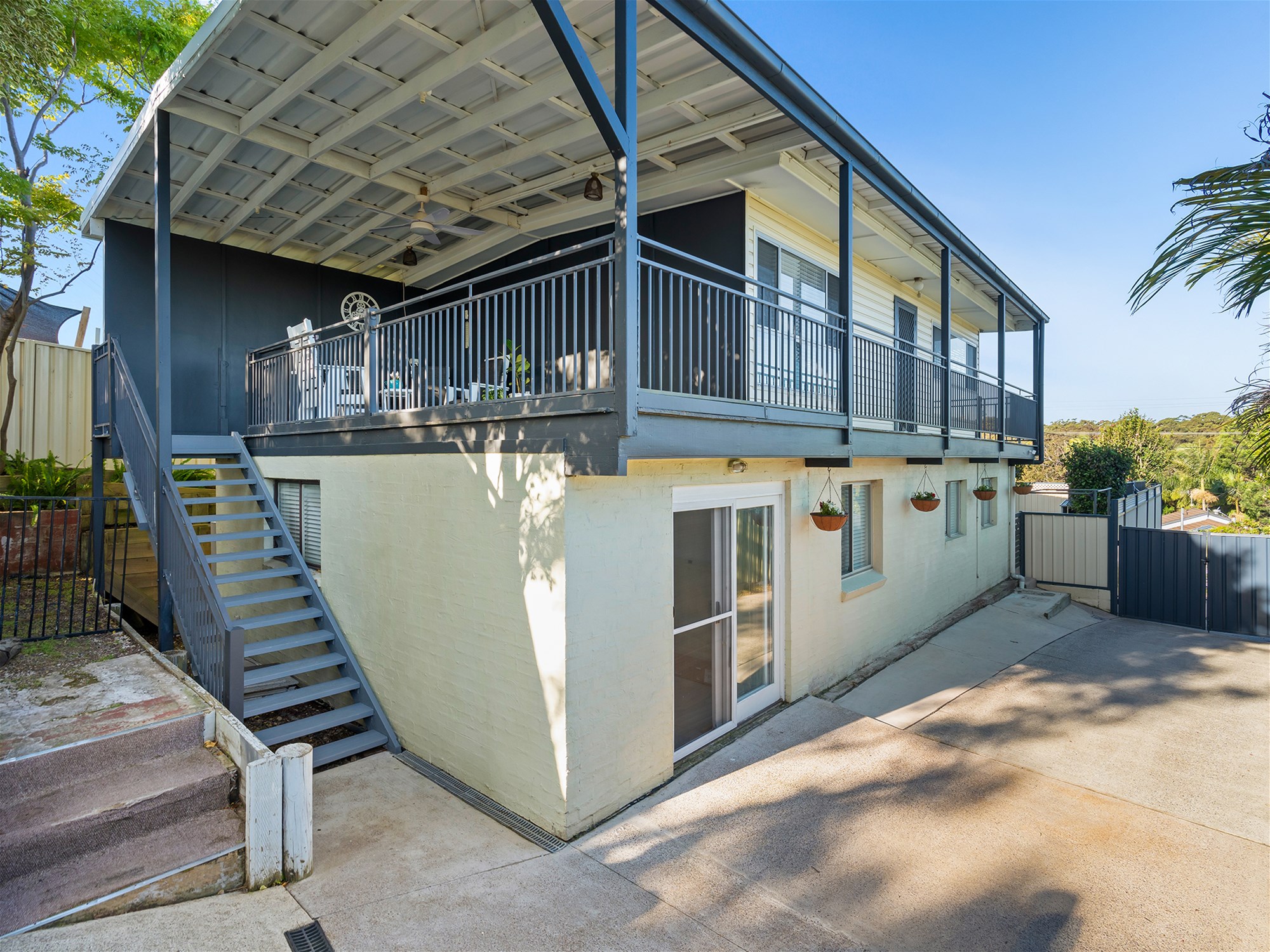 “Stunning Family Home in Mirrabooka: 21