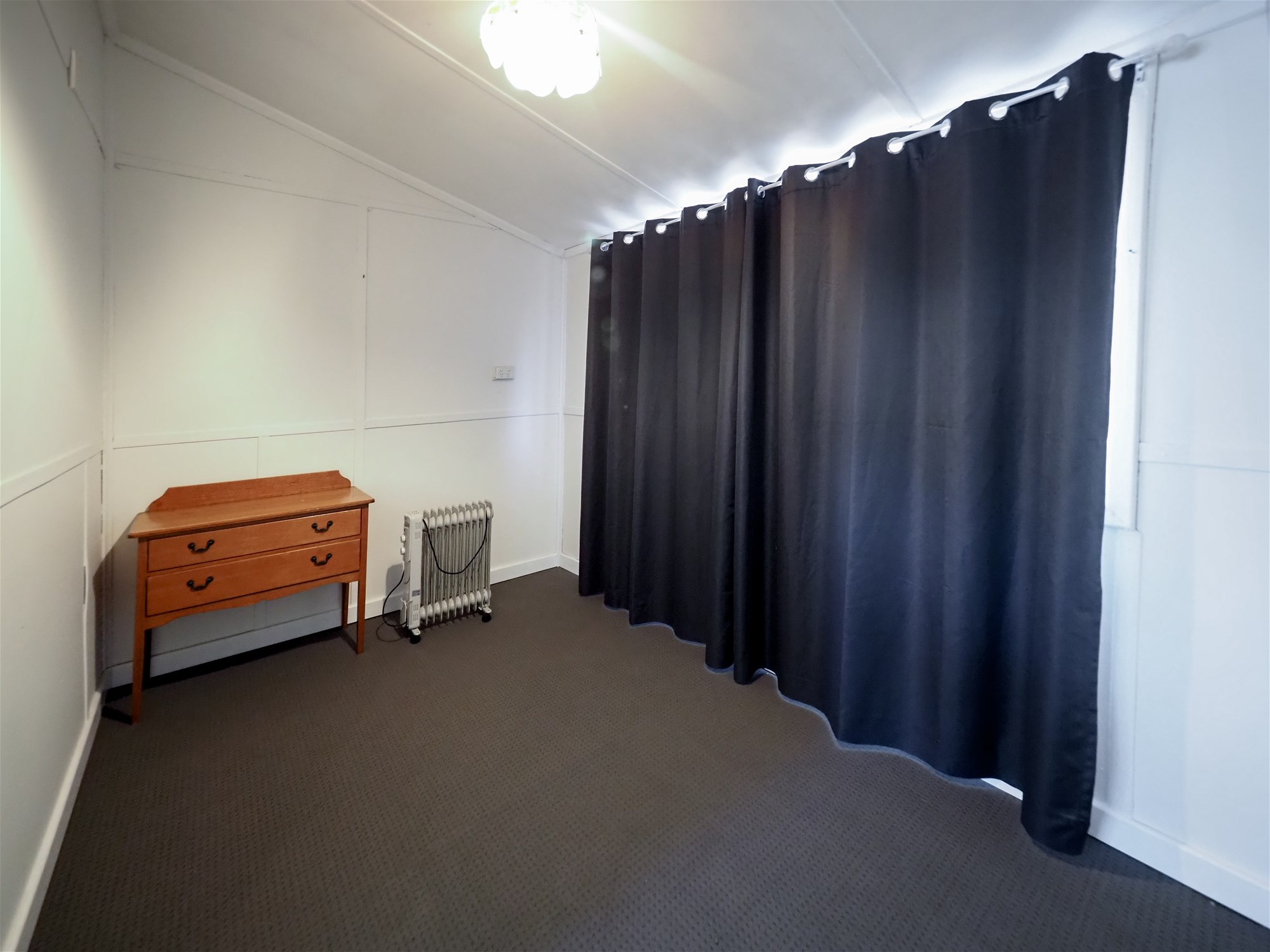 Neat 4 bedroom home in 9