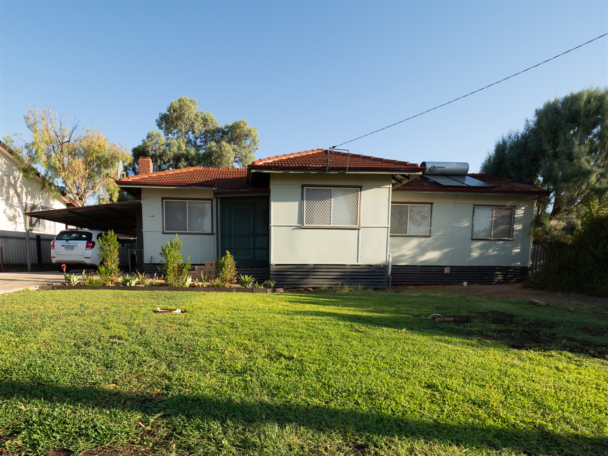 Neat 4 bedroom home in a quiet location