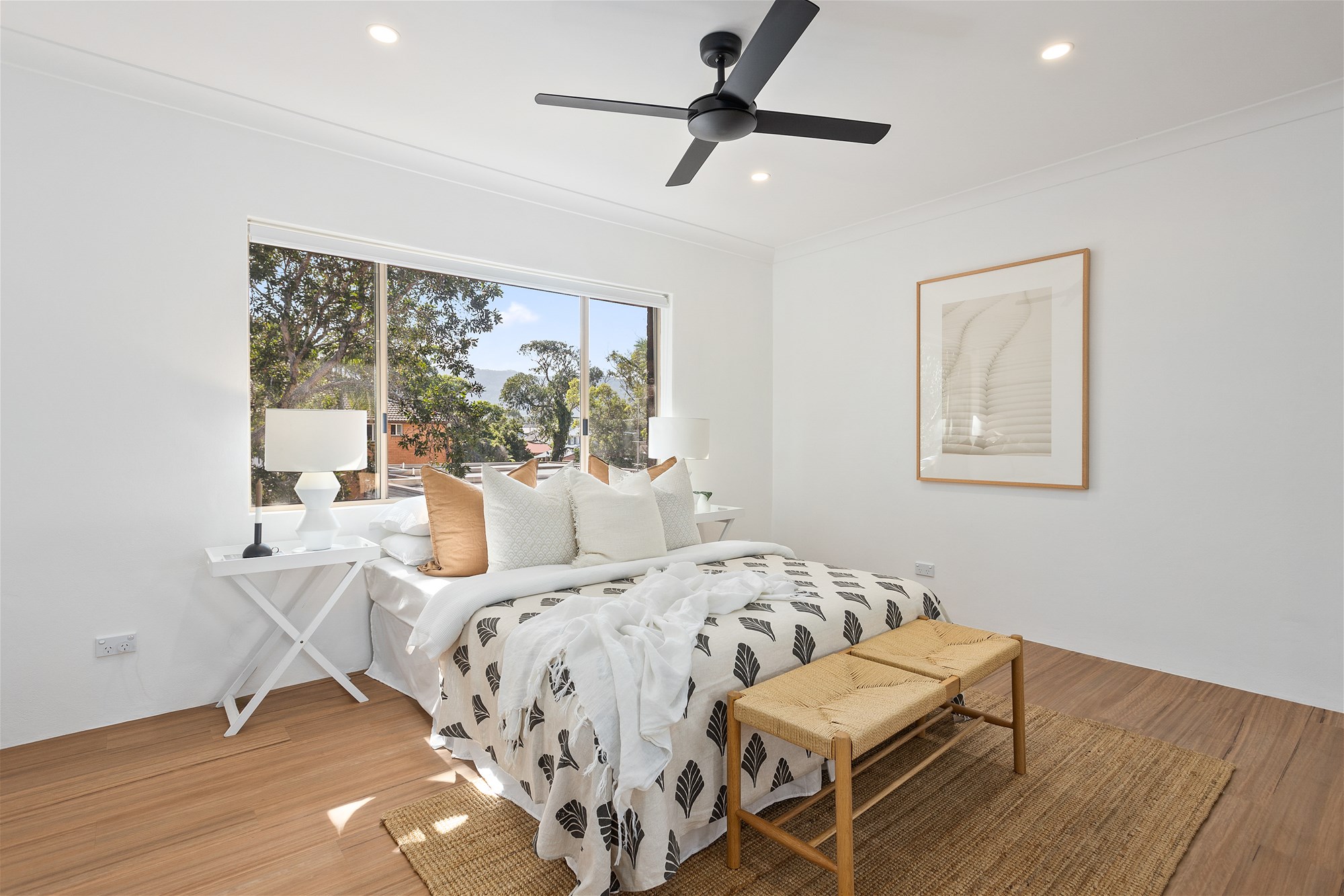 Stunning Apartment in Desirable East 3