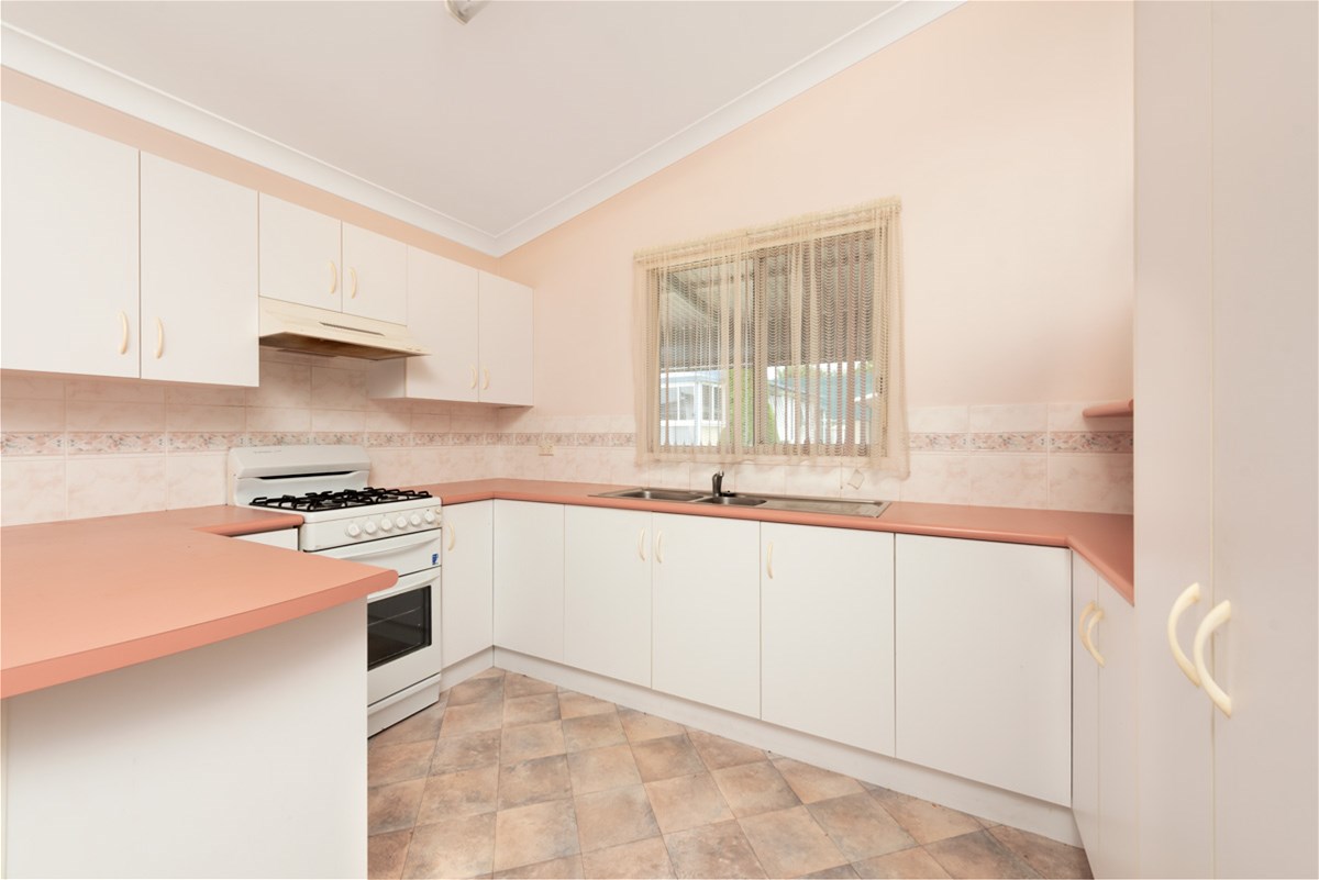 2 Bedroom Home in Bomaderry 6