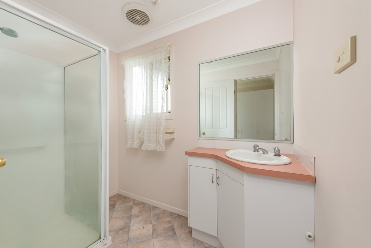 2 Bedroom Home in Bomaderry 10