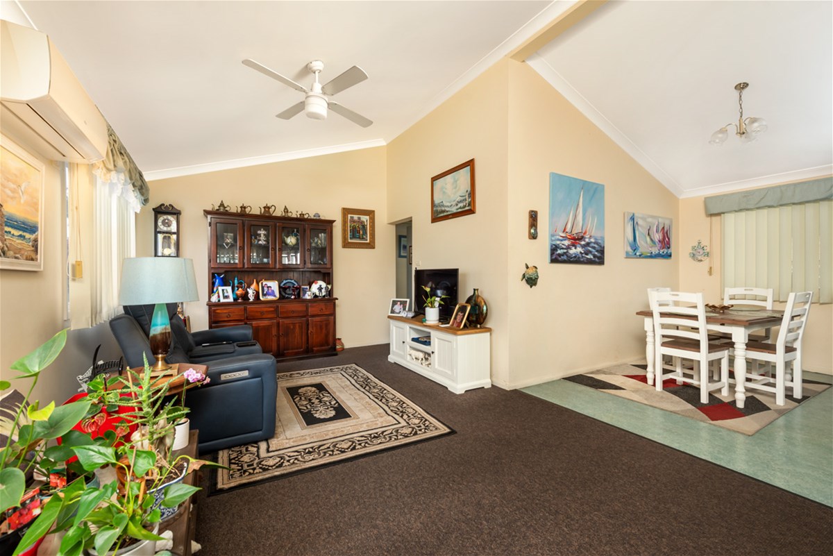 Charming Home in a Peaceful 4